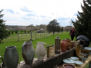 A scene from the 2011 tour at Guillermo Cuellar's studio
