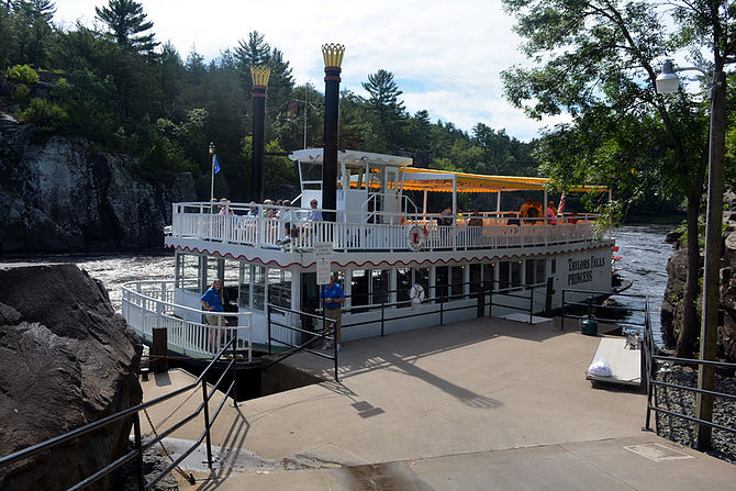 Taylors Falls Princess (Photo by MIkah Meyer)